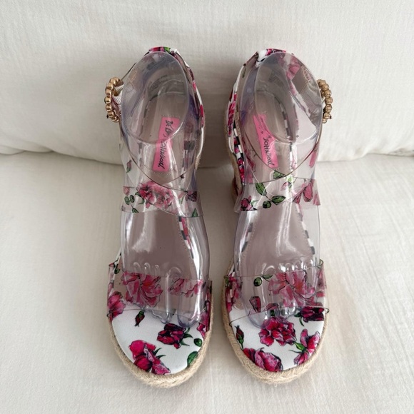 Betsey Johnson Fraser white & pink floral espadrille wedge sandals - Picture 2 of 7